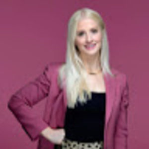 Meet your Posher, Caitlin